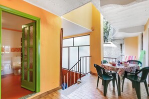 อพาร์ทเมนท์สำหรับครอบครัว, หลายห้องนอน (Old Pella 100m to Orta Lake) | ร้านอาหาร