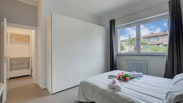 2 chambres, espace de travail pour ordinateur portable, Wi-Fi gratuit