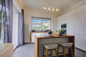 Fridge, oven, stovetop, dishwasher - Suono del Lago 100m From Lake (Meina)