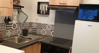 Appartement en rdc de 32m2
Convient pour un couple ou personne seule