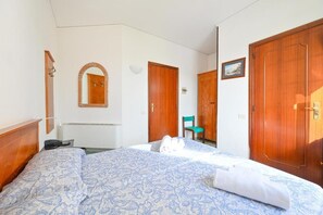 Standard Double Room, Garden View | Minibar, in-room safe, desk, free WiFi - Isola Verde Hotel & Thermal Spa (Ischia)