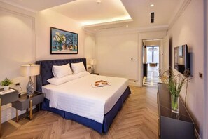 1 bedroom, in-room safe, iron/ironing board, WiFi