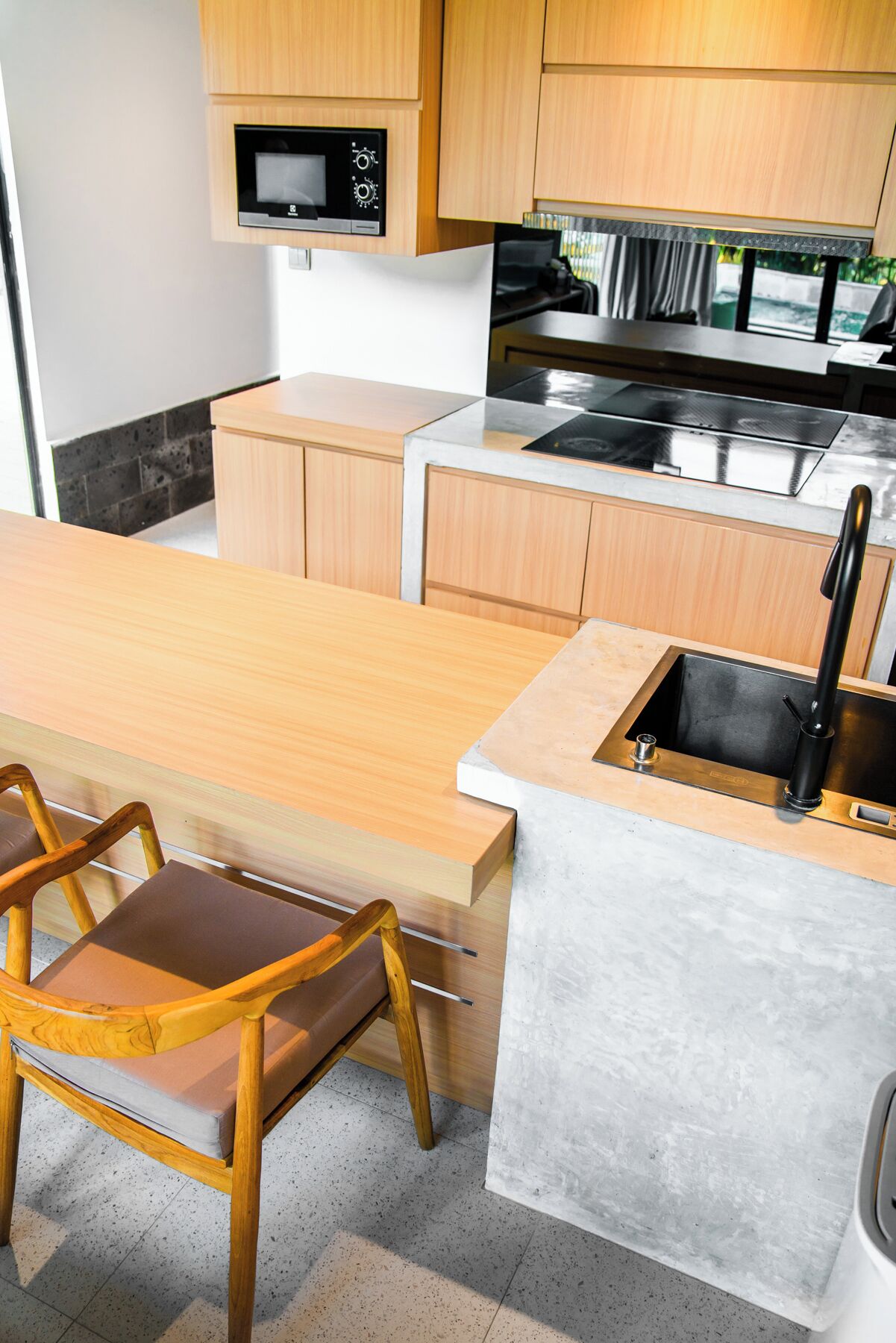 Comfort Apartment, Pool View | Private kitchen | Full-size fridge, microwave, stovetop