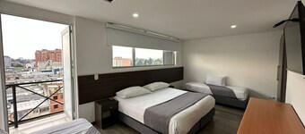 Hotel Expohotel Ferial