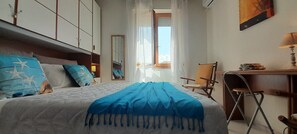 1 bedroom, iron/ironing board, free WiFi