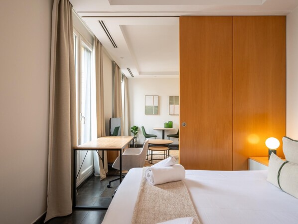 1 chambre, fer et planche à repasser, accès Internet, draps fournis