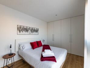 1 camera, ferro/asse da stiro, Wi-Fi, lenzuola