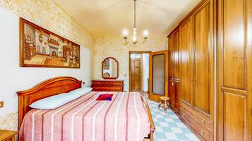 2 Schlafzimmer, Bügeleisen/Bügelbrett, kostenloses WLAN, Bettwäsche