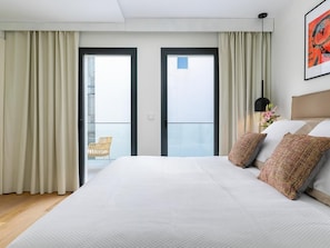 2 chambres, fer et planche à repasser, accès Internet, draps fournis