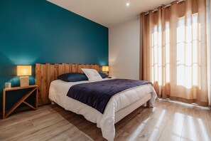 3 quartos, ferros/tábuas de passar roupa, Wi-Fi de cortesia