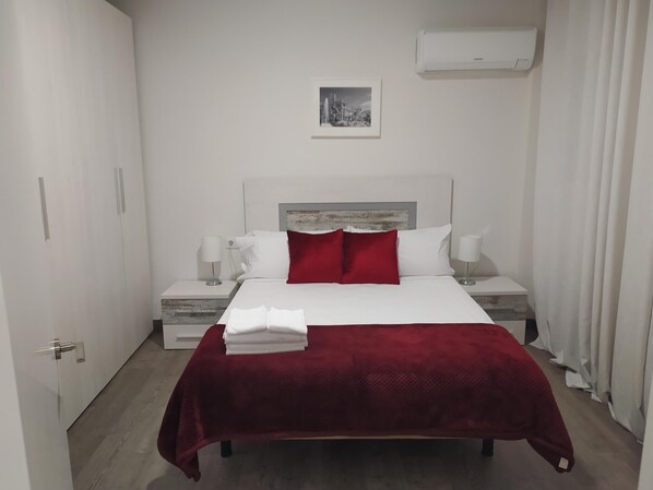 2 chambres, fer et planche à repasser, accès Internet