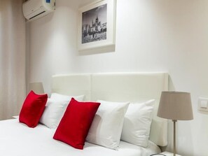 1 bedroom, iron/ironing board, Internet, bed sheets
