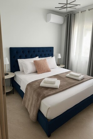 2 bedrooms, desk, iron/ironing board, free WiFi