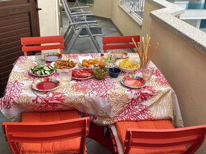Tabla de planchar con plancha 