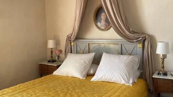 Classic-Zimmer, Gartenblick