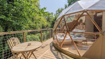 Dome Guatape | Rideaux occultants, fer et planche à repasser, Wi-Fi gratuit
