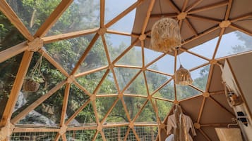 Dome Guatape | Blackout curtains, iron/ironing board, free WiFi