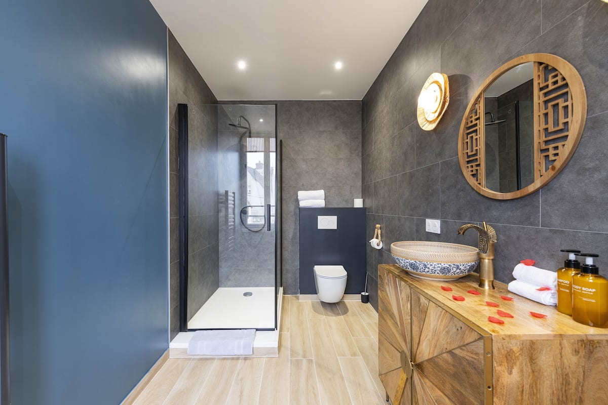 Suite Asie | 遮光窗帘、熨斗/熨衣板、免费 WiFi