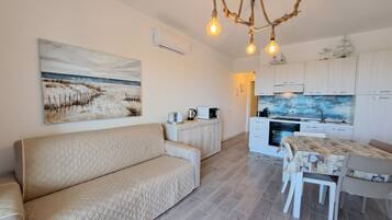 1 bedroom, blackout curtains, soundproofing, iron/ironing board