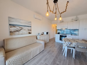 1 bedroom, blackout curtains, soundproofing, iron/ironing board