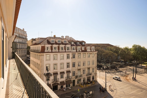 Family Apartment | City view