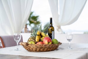 Lägenhet - 2 sovrum | Restaurang utomhus