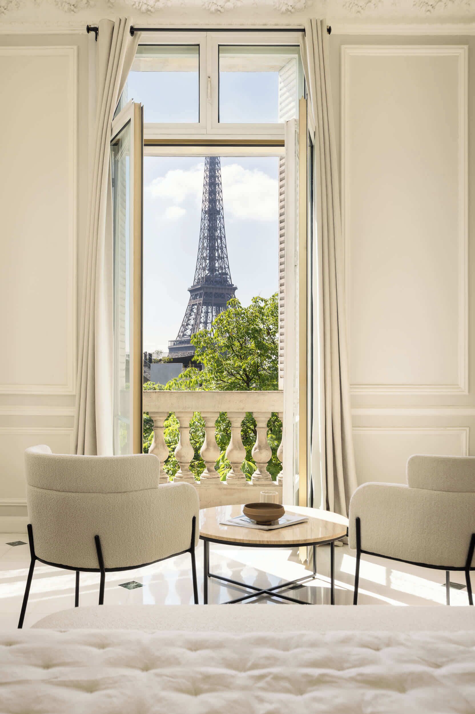 4 chambres, fer et planche à repasser, Wi-Fi, draps fournis