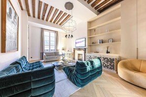 Televisio, työhuone