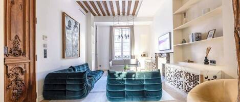 تلفزيون، مكتب