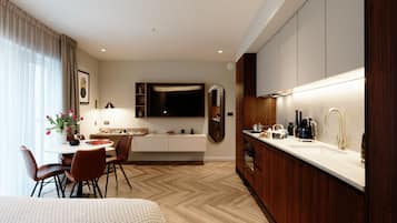 Deluxe Studio, Ensuite | Lounge