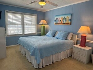 4 bedrooms, free WiFi, bed sheets