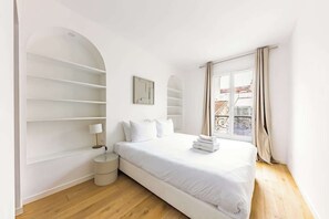 1 soverom, strykejern/-brett, reiseseng for barn og wi-fi