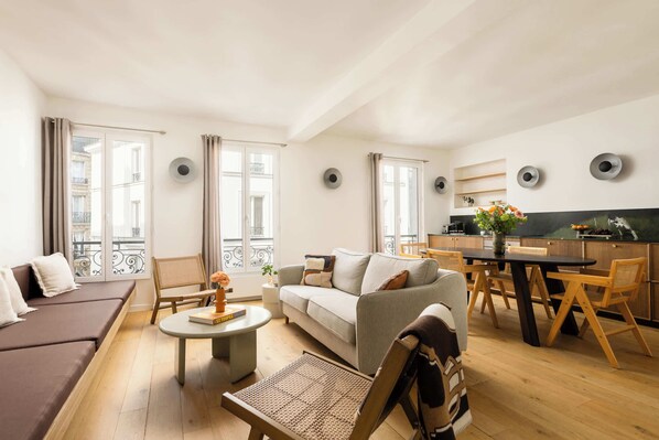 Televisio, työhuone