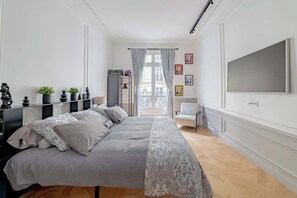 2 chambres, fer et planche à repasser, lit parapluie, Wi-Fi