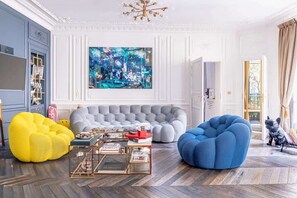TV, offices