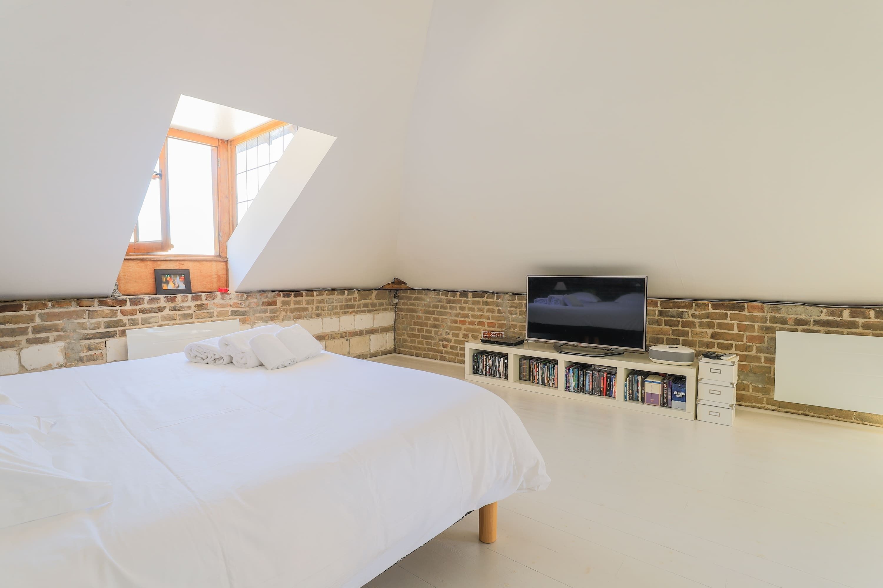 Ferros/tábuas de passar roupa, Wi-Fi, roupa de cama