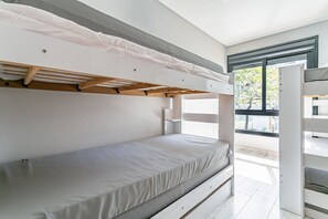 6 bedrooms, premium bedding, individually decorated - Casa Pé Na Areia com Piscina e Jacuzzi (Governador Celso Ramos)