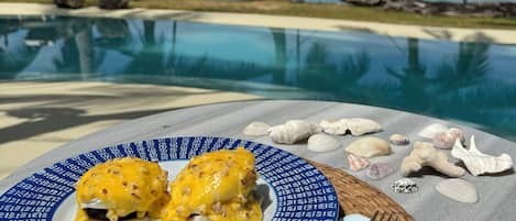 Tägliches großes Frühstück gegen Gebühr