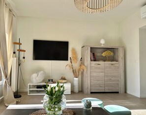 Smart TV - Aix downtown, large apartment, maximum comfort, air conditioning, free parking (Aix-en-Provence)