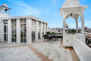 Hus | Utendørsservering