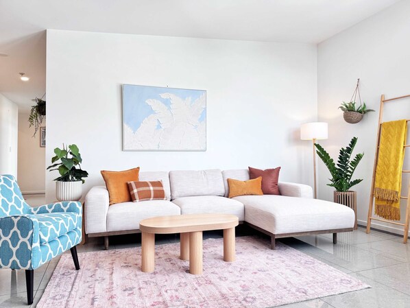 TV - Free Parking Spacious 2BR Apt Walk to Sky Tower (Auckland)