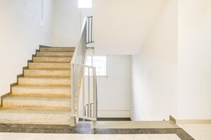 House | Interior - Elegant Stays Near Pune Airport (Pune)