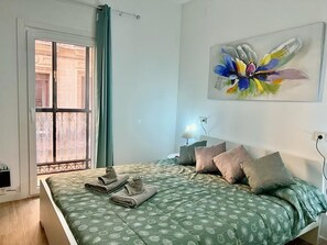 1 chambre, fer et planche à repasser, Wi-Fi, draps fournis