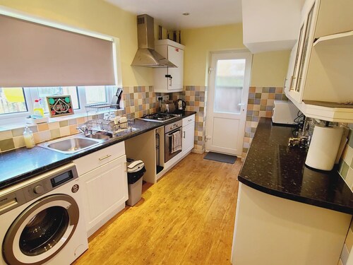 Rusper Retreat - Spacious Home Near Gatwick