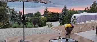 Private Suite with Amazing Lake View