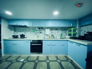 Private kitchen - Double Room with Balcony and Sea View (hengchun)