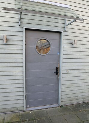 Exterior detail - 5-Bed-Rooms House with Jacuzzi, Free Parking, and 2 Toilet-Bathrooms in Malmö (Skåne län)