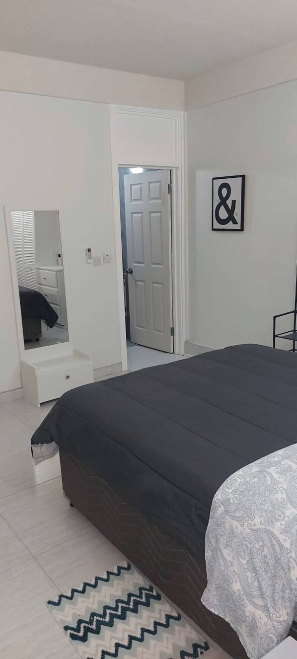 1 makuuhuone, työpöytä, silitysrauta/-lauta, ilmainen Wi-Fi