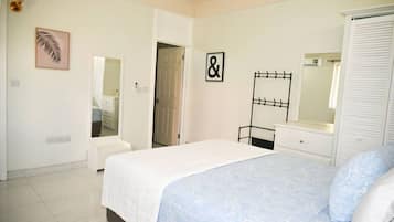 1 bedroom, desk, iron/ironing board, free WiFi
