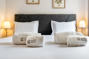 2 soverom, strykejern/-brett, internettilgang og sengetøy